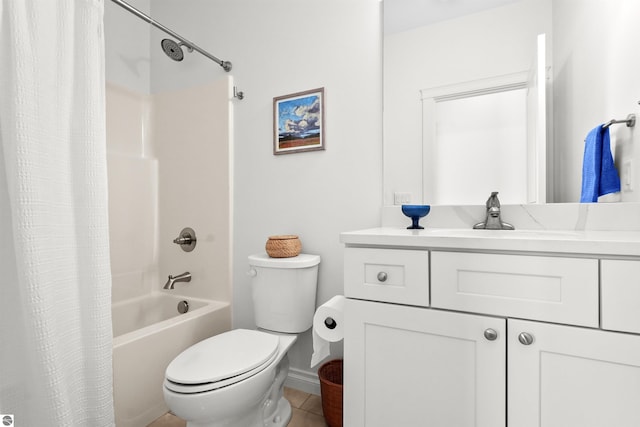 full bath featuring baseboards, toilet, tile patterned flooring, shower / bathtub combination with curtain, and vanity