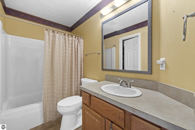 full bath featuring toilet, shower / bath combo, a textured ceiling, vanity, and tile patterned floors