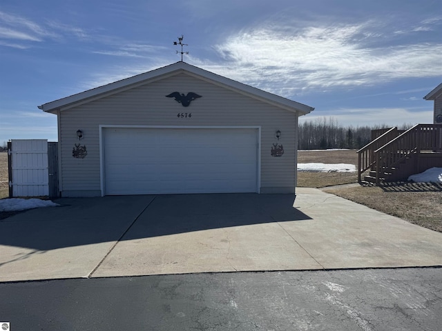 view of detached garage