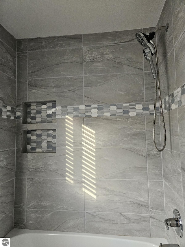 full bathroom featuring bathing tub / shower combination