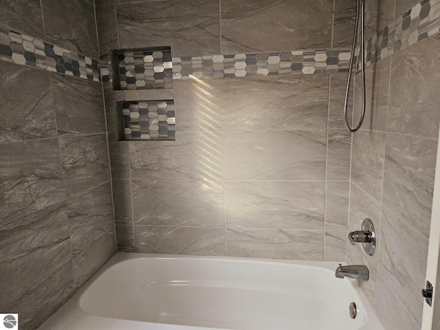 full bathroom with bathing tub / shower combination