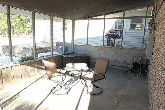 5661 Golfridge Rd, Alma, MI 48801 - sunroom / solarium with plenty of natural light