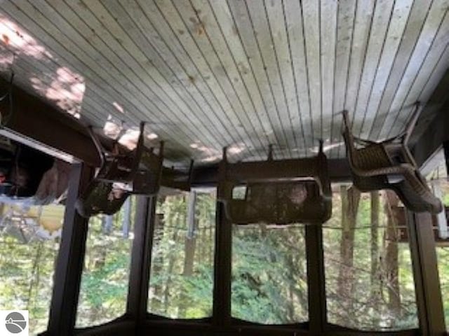 5016 Michabou Rd, Frankfort, MI 49635 - detailed view