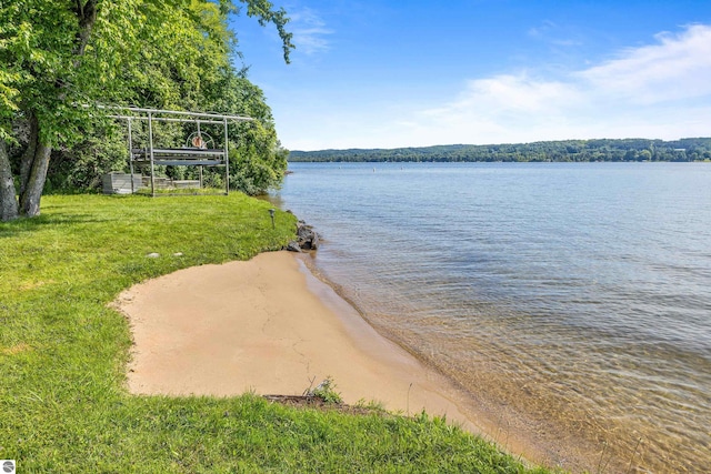 3275 S Sunrise Ln, Lake Leelanau, MI 49653 - water view