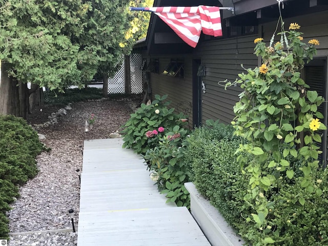 1137 Crystal Dr, Frankfort, MI 49635 - exterior space featuring fence