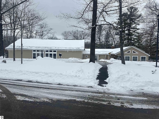 view of front of home