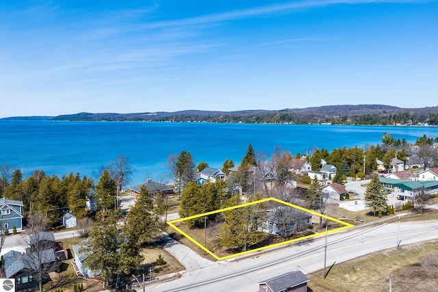 112 N Benzie Blvd, Beulah, MI 49617 - birds eye view of property featuring a water view