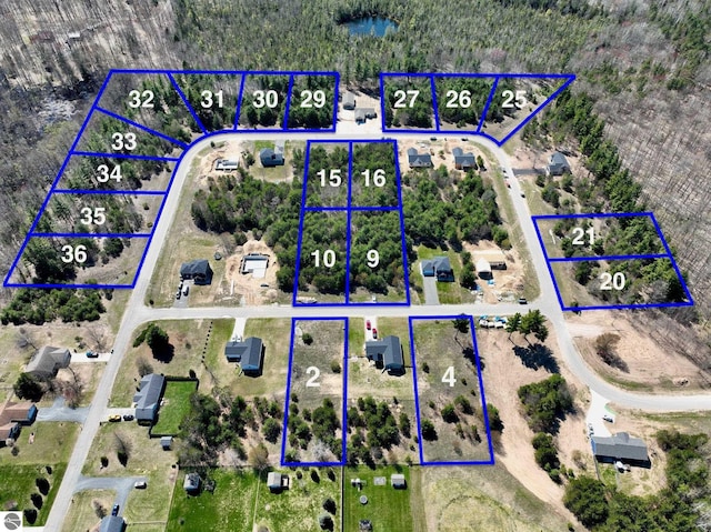 6418 Jeffrey Pl, Grawn, MI 49637