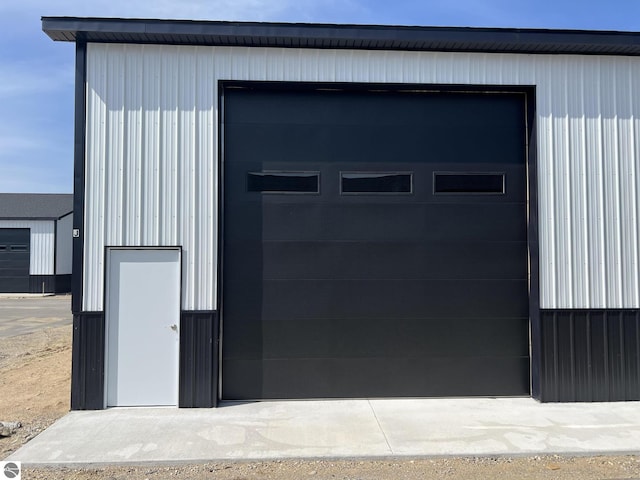 6819 S M-37, Kingsley, MI 49649 - view of garage