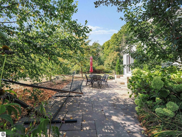 view of patio / terrace with outdoor dining area