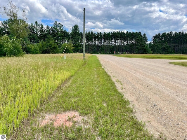 969 Quail Dr, Kalkaska, MI 49646