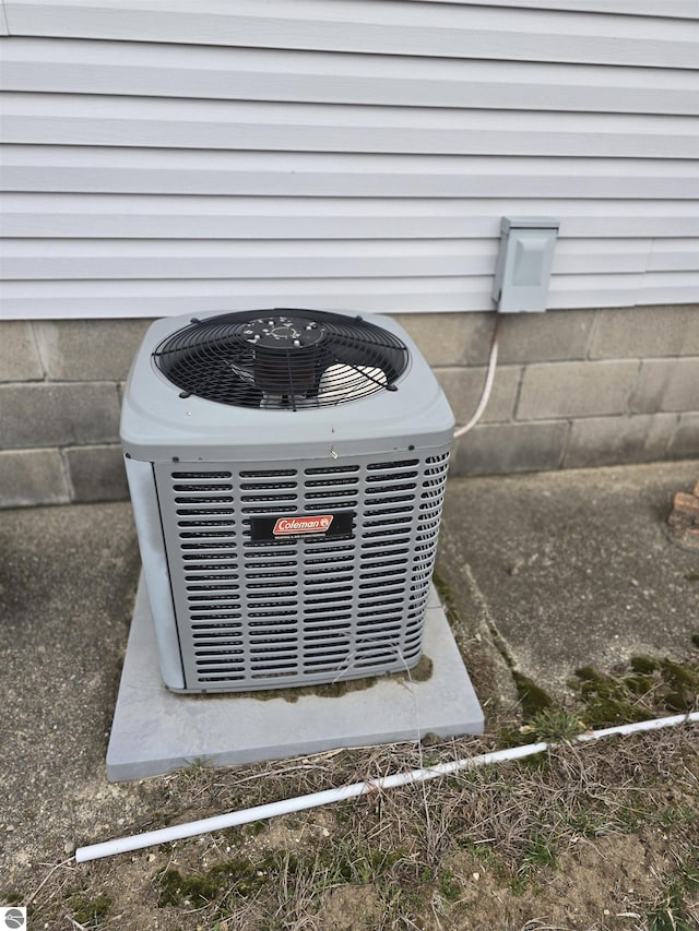 1215 S W County Line Rd, Sumner, MI 48889 - exterior details featuring cooling unit