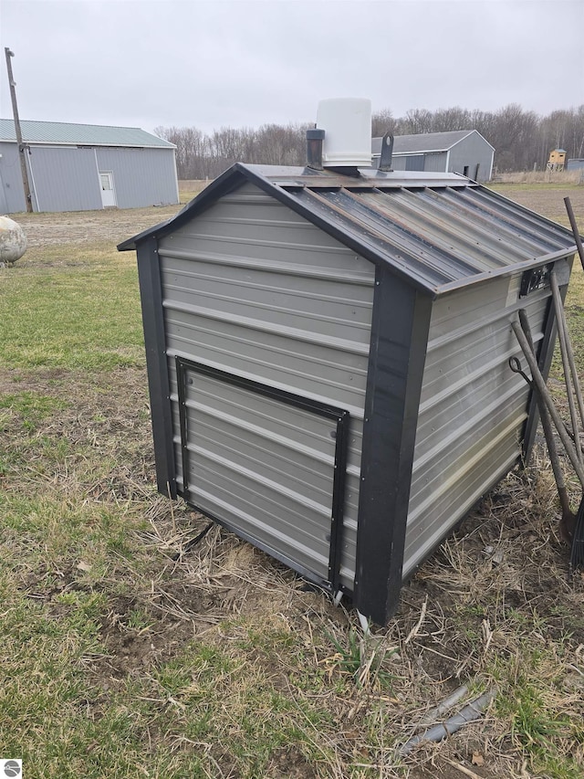 1215 S W County Line Rd, Sumner, MI 48889 - view of outdoor structure featuring an outdoor structure