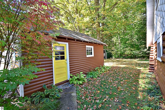 1900 Pavilion Dr, Lake City, MI 49651 - view of outbuilding featuring fence and an outbuilding