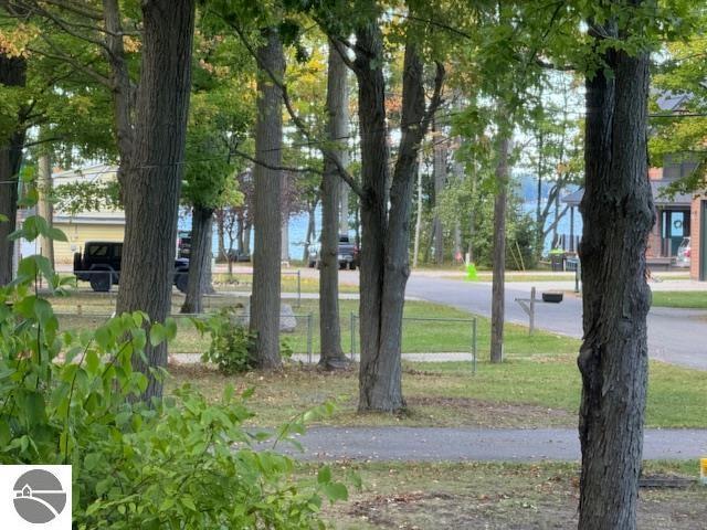 1900 Pavilion Dr, Lake City, MI 49651 - exterior space