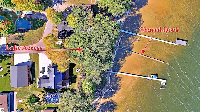 1900 Pavilion Dr, Lake City, MI 49651 - bird's eye view