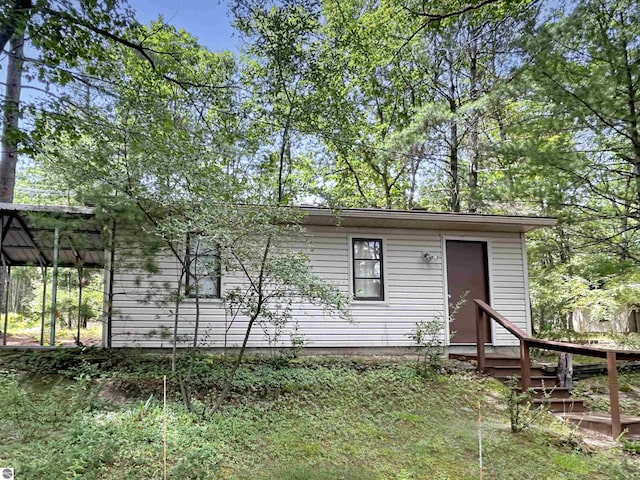 view of front of home with entry steps