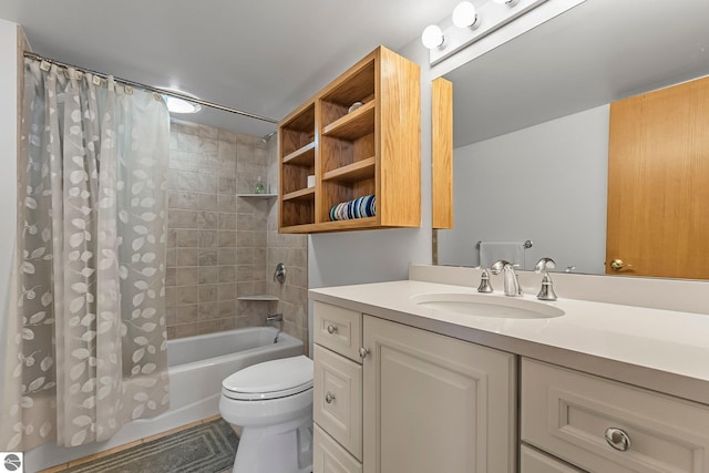 full bath featuring vanity, toilet, and shower / tub combo with curtain