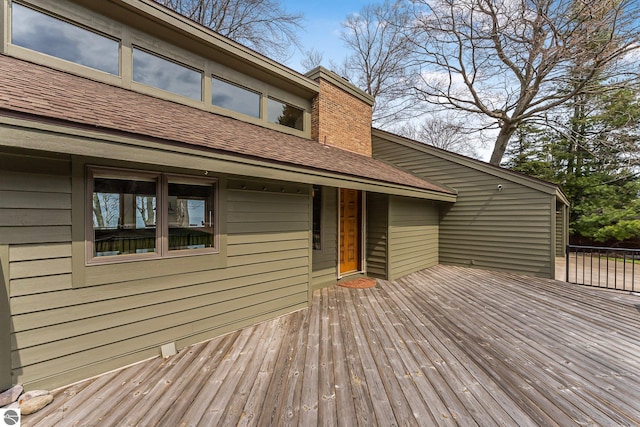 deck with fence