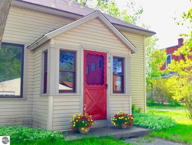 view of outbuilding