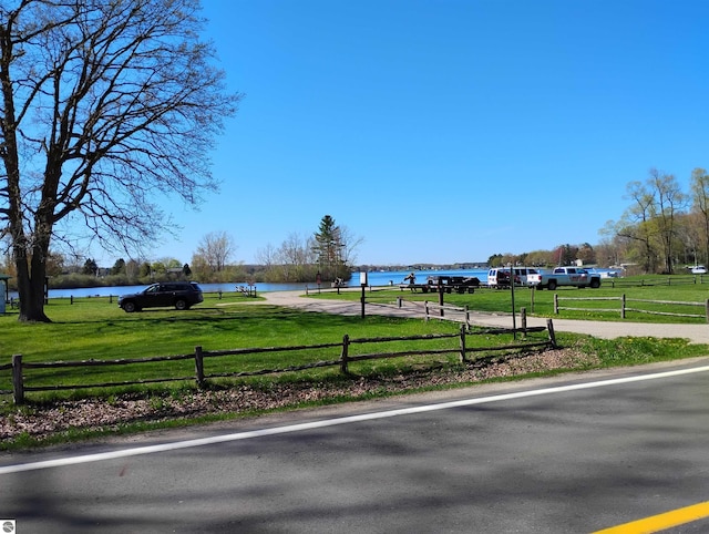 1014 Fairway Dr, Lake Isabella, MI 48893