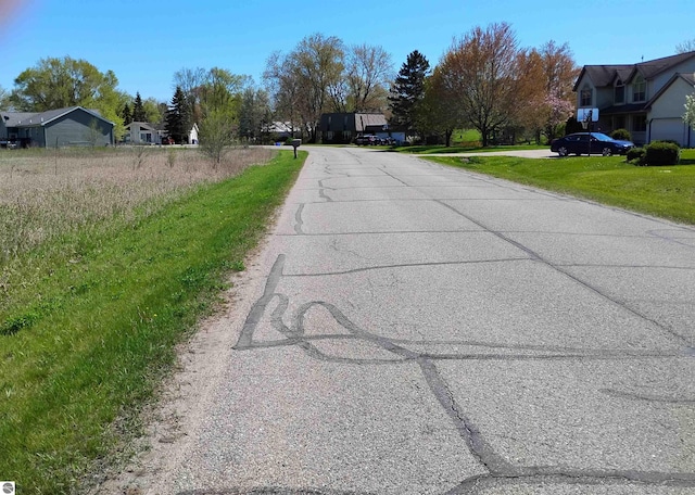 1014 Fairway Dr, Lake Isabella, MI 48893