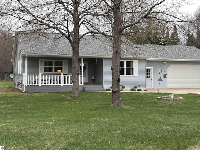 3633 Driftwood Dr, Cadillac, MI 49601 - ranch-style house with covered porch, a front yard, an attached garage, and roof with shingles