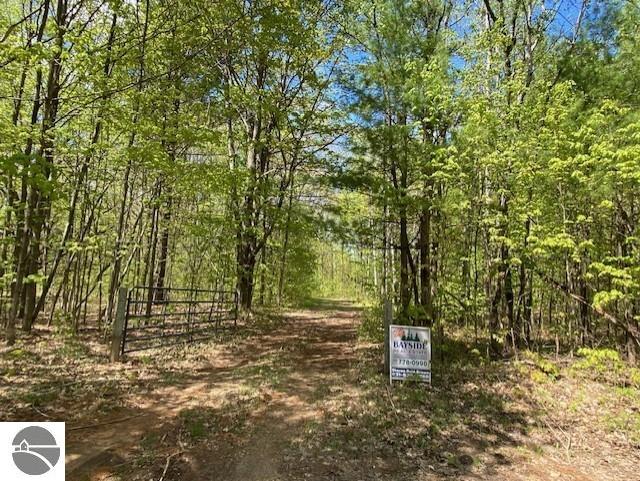 3474 Lost Lake Trl, Kalkaska, MI 49646