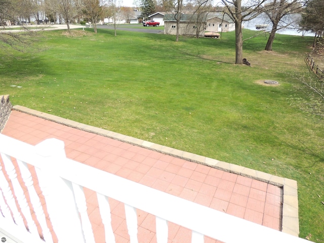 view of yard with a residential view