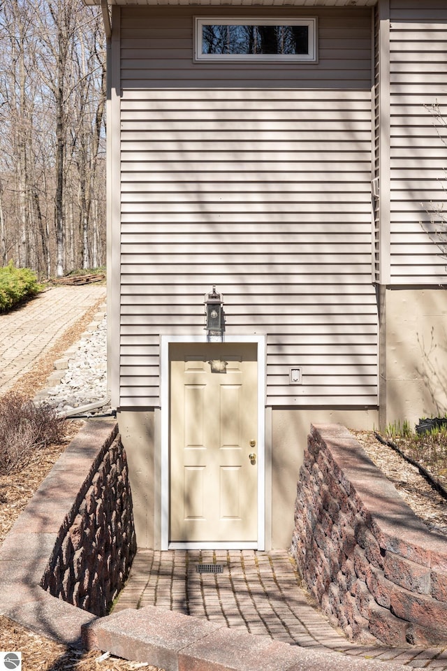 view of exterior entry