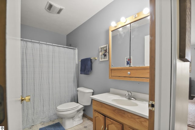 bathroom with toilet, visible vents, curtained shower, and vanity