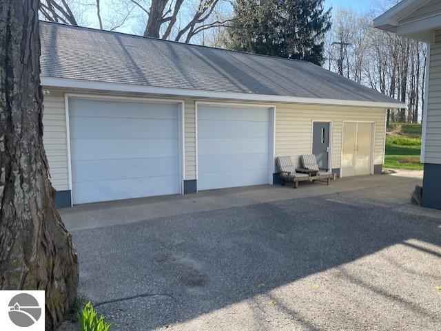 3312 Zimmerman Rd, Traverse City, MI 49685 - view of detached garage