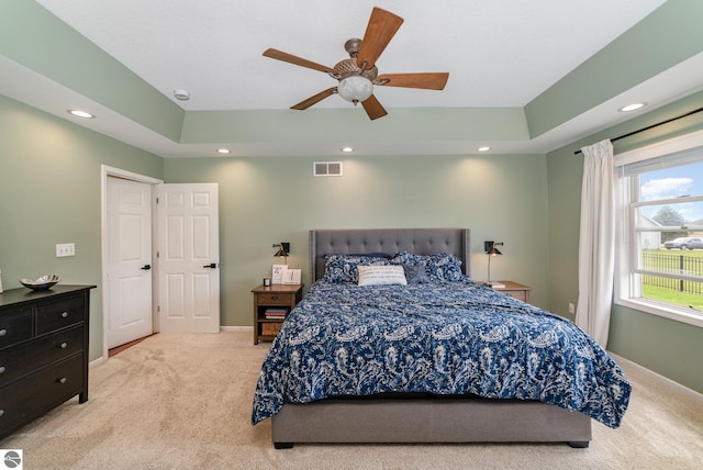 726 Doe Trl, Mount Pleasant, MI 48858 - carpeted bedroom featuring recessed lighting, a ceiling fan, and baseboards