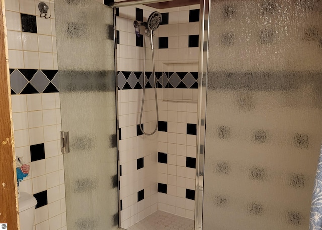 21187 Parkview Rd, Tustin, MI 49688 - full bath with a stall shower and toilet