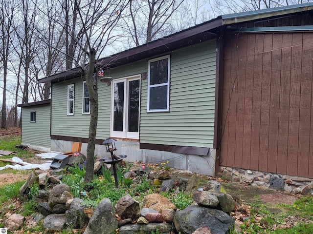 21187 Parkview Rd, Tustin, MI 49688 - view of side of property