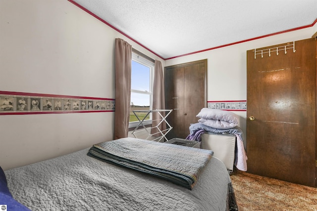 3610 S Call Rd, Lake City, MI 49651 - carpeted bedroom featuring a textured ceiling and a closet