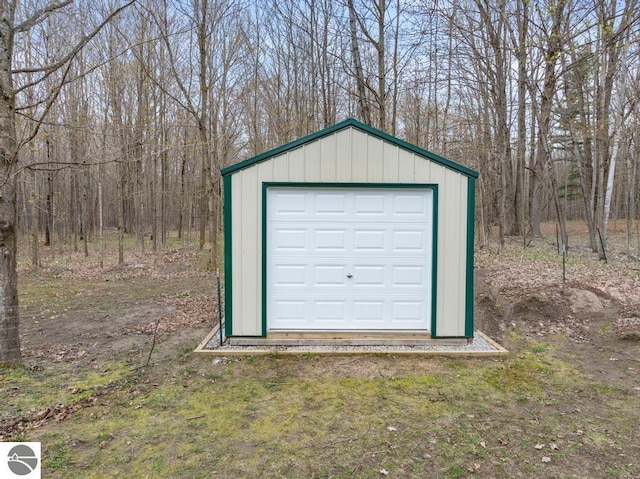 11420 Muskie Way, Ellsworth, MI 49729 - view of garage