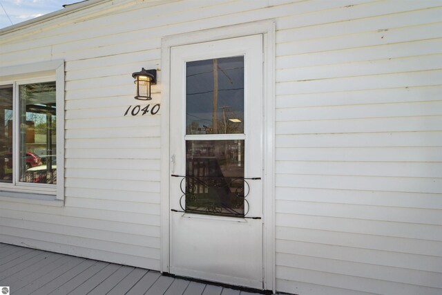 1040 Eastward St, Alma, MI 48801 - view of exterior entry