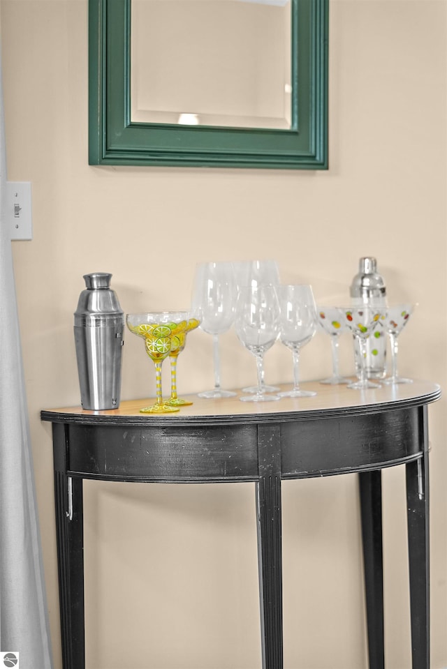 1750 S Schneider St, Lake City, MI 49651 - detailed view of bar area