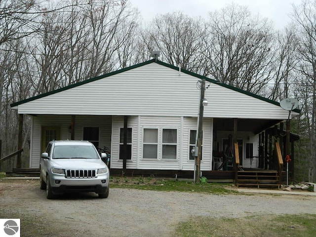 view of front of house with a porch