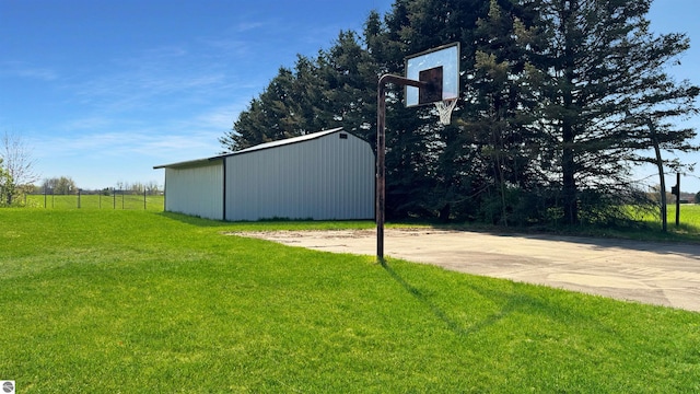 20202 50th Ave, Marion, MI 49665 - view of sport court featuring basketball hoop