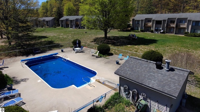 11255 E Fort Rd Unit H1, Suttons Bay, MI 49682 - view of pool with a patio