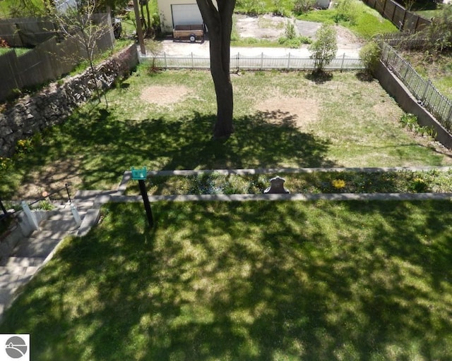 442 E Harris St, Cadillac, MI 49601 - view of yard