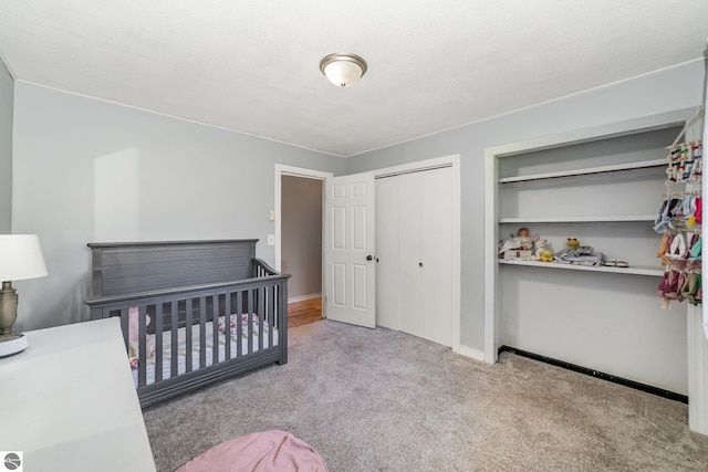 6450 W Lincoln Rd, Elwell, MI 48832 - bedroom featuring carpet floors and baseboards