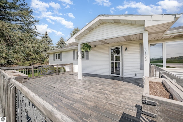 6450 W Lincoln Rd, Elwell, MI 48832 - view of wooden terrace