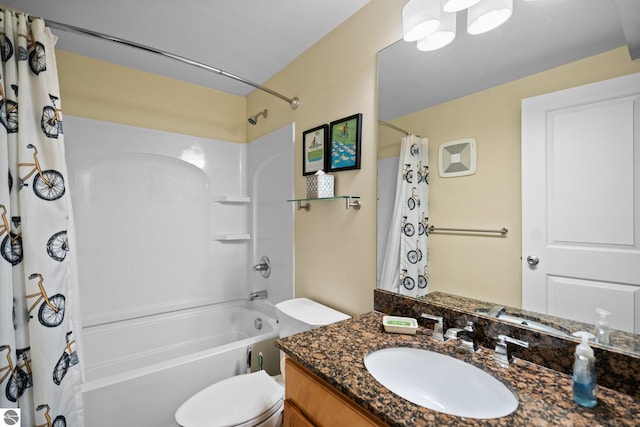 9869 E Cherry Bend Rd, Traverse City, MI 49684 - full bath with toilet, shower / tub combo with curtain, and vanity