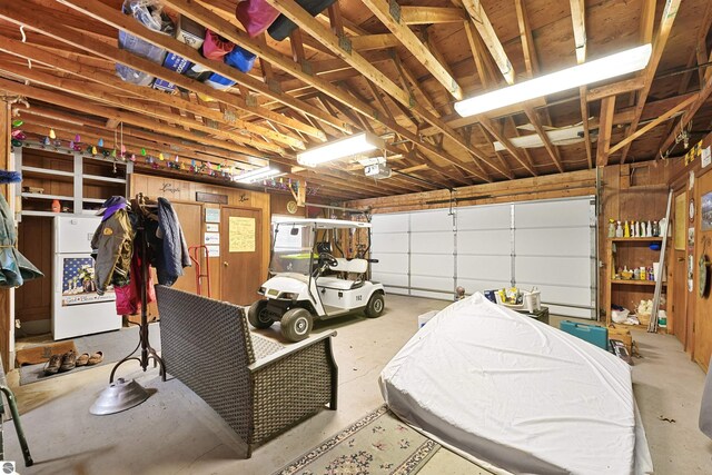 8805 Iroquois Trl, Saint Helen, MI 48656 - view of garage