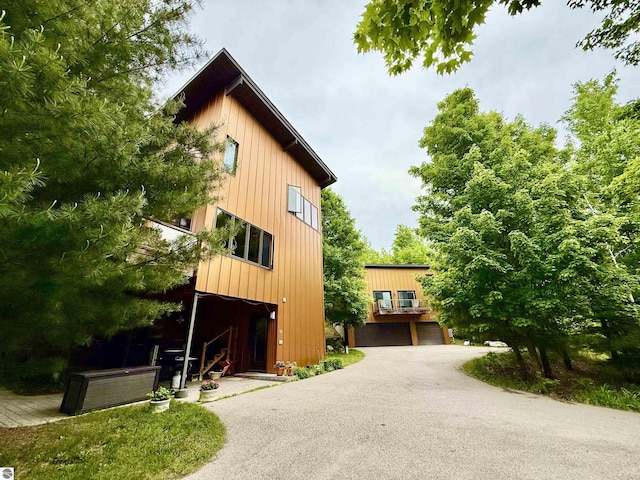 10959 E Pobuda Rd, Suttons Bay, MI 49682 - view of front of property