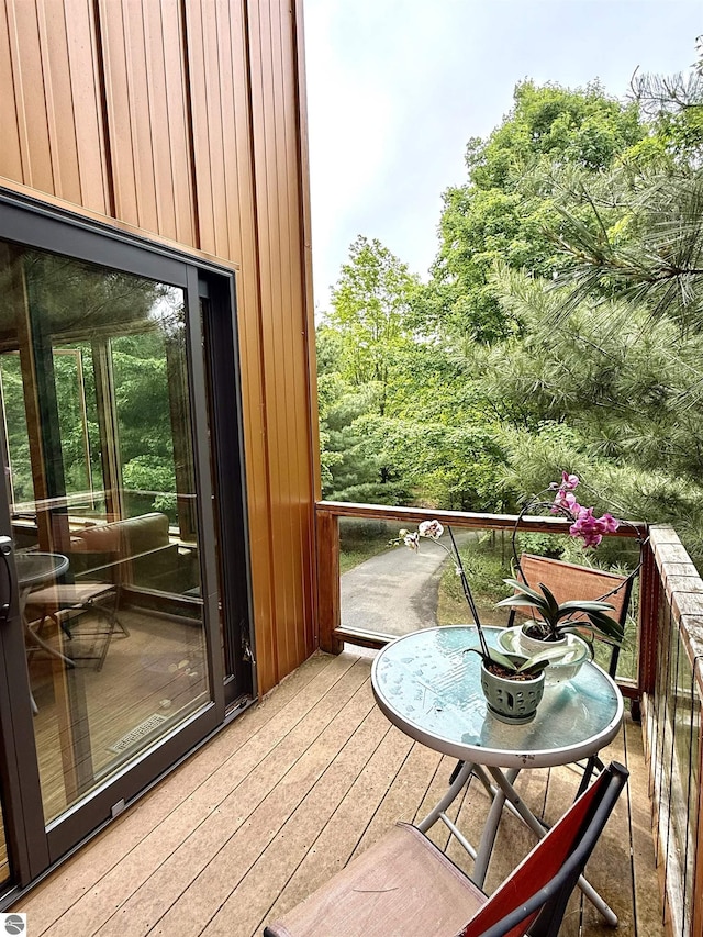 10959 E Pobuda Rd, Suttons Bay, MI 49682 - view of balcony