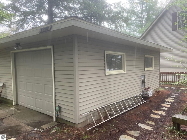 6557 Betsie River Rd, Interlochen, MI 49643 - view of side of property